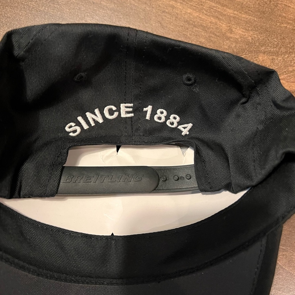 Breitling Hat. - image 3
